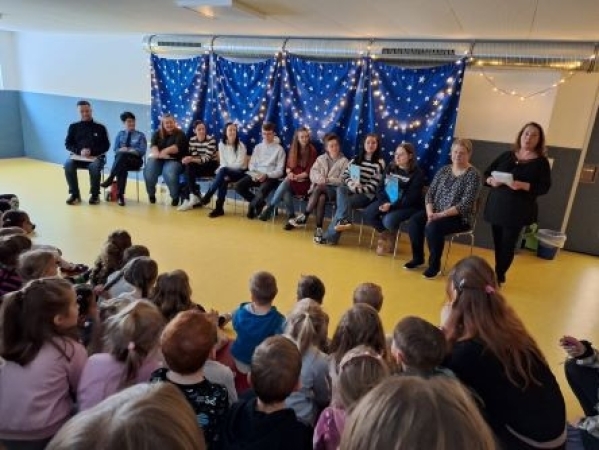 Gemeinsamer Empfang im Sportraum