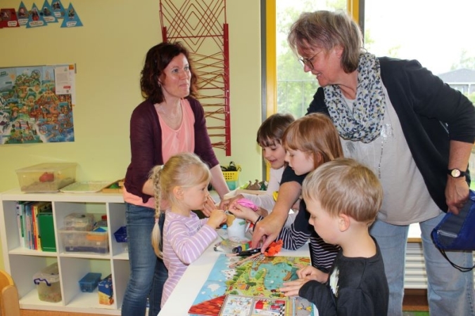 Die Geschenke wurden sofort ausprobiert