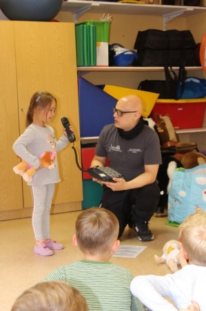 Wie setze ich einen Notruf ab?