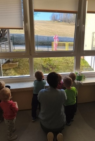 Auch die Jüngsten sehen den Osterhasen