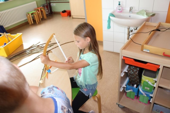 5. Sommerferienwoche - wir bauen Pfeil und Bogen